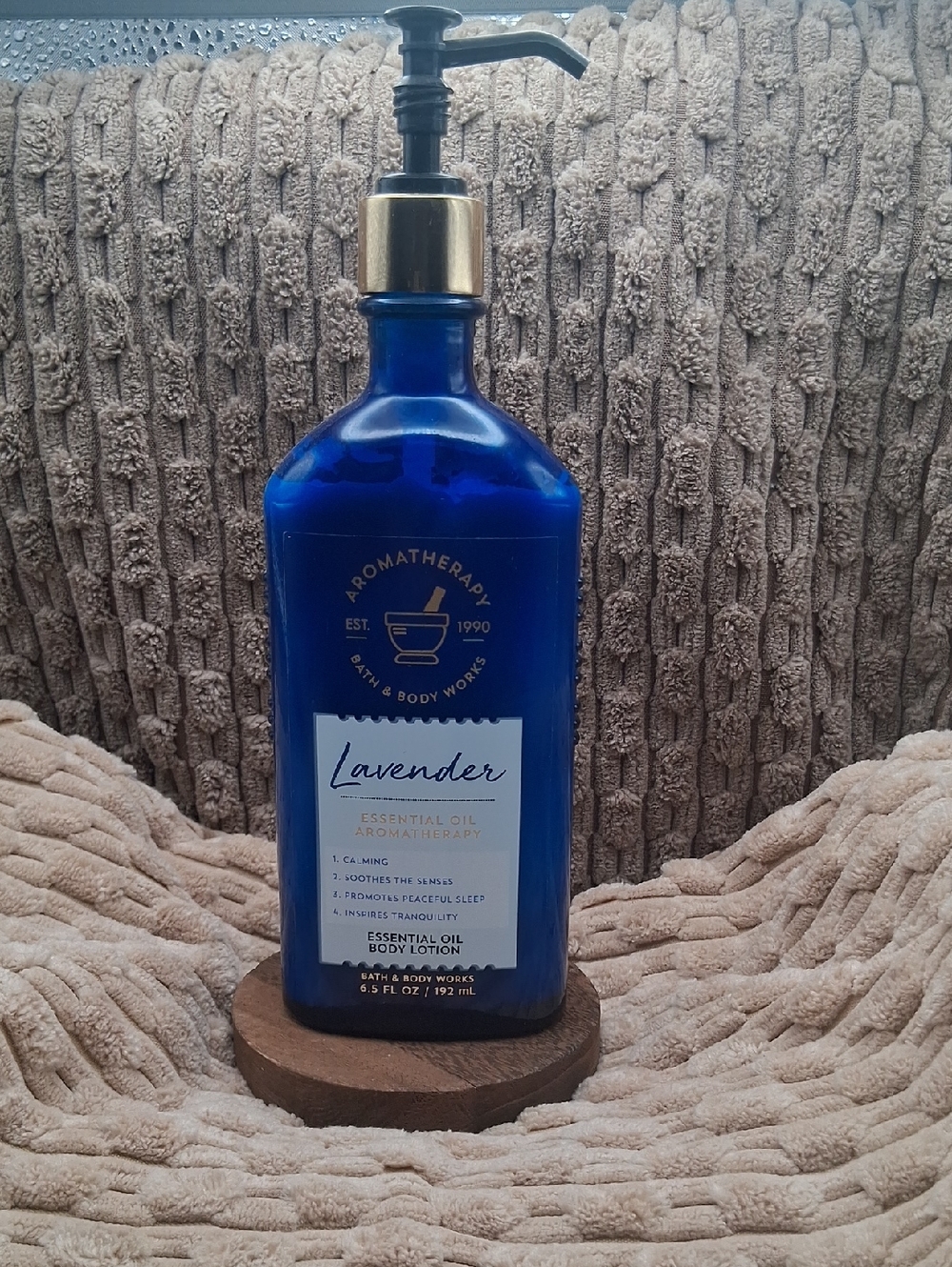 Bath & Body Works Lavender Essential Oil Aromatherapy Body Lotion